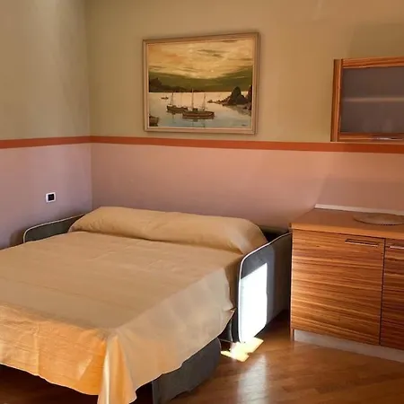 Cilento Gem - Center