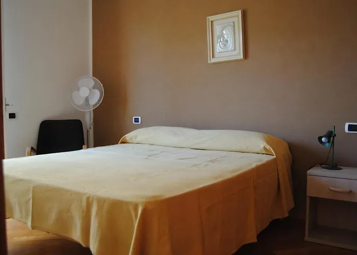 Cilento Gem - Center