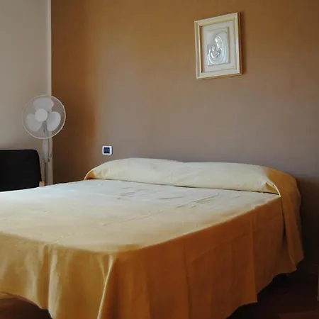 Cilento Gem - Center